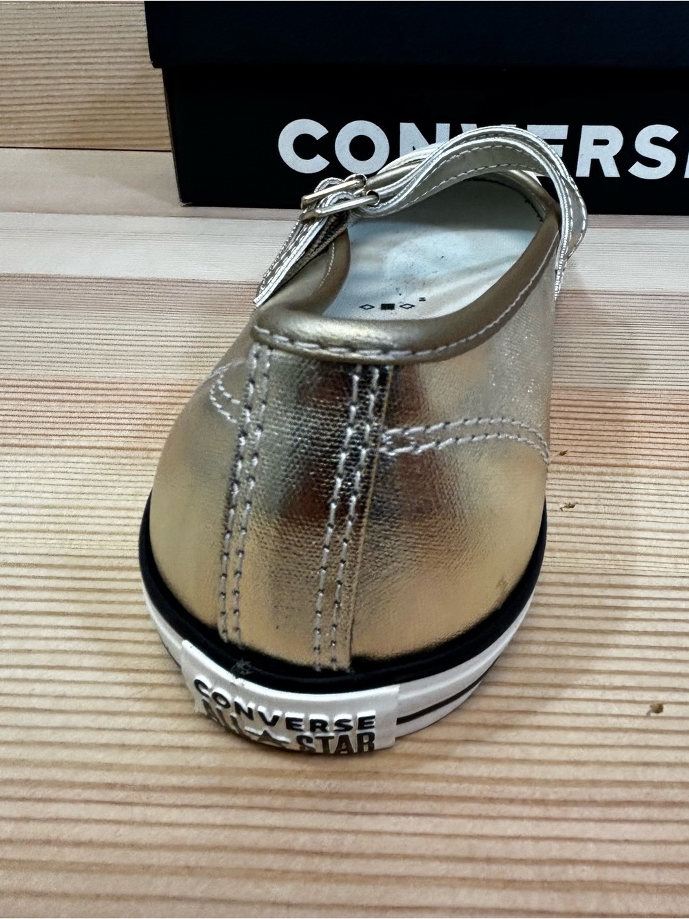 CONVERSE Women's Chuck Taylor All Star Dainty Mary Jane Sz 8.5 Light Gold - Picture 5 of 7